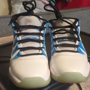 Air Jordan 11 Retro Low Grade School